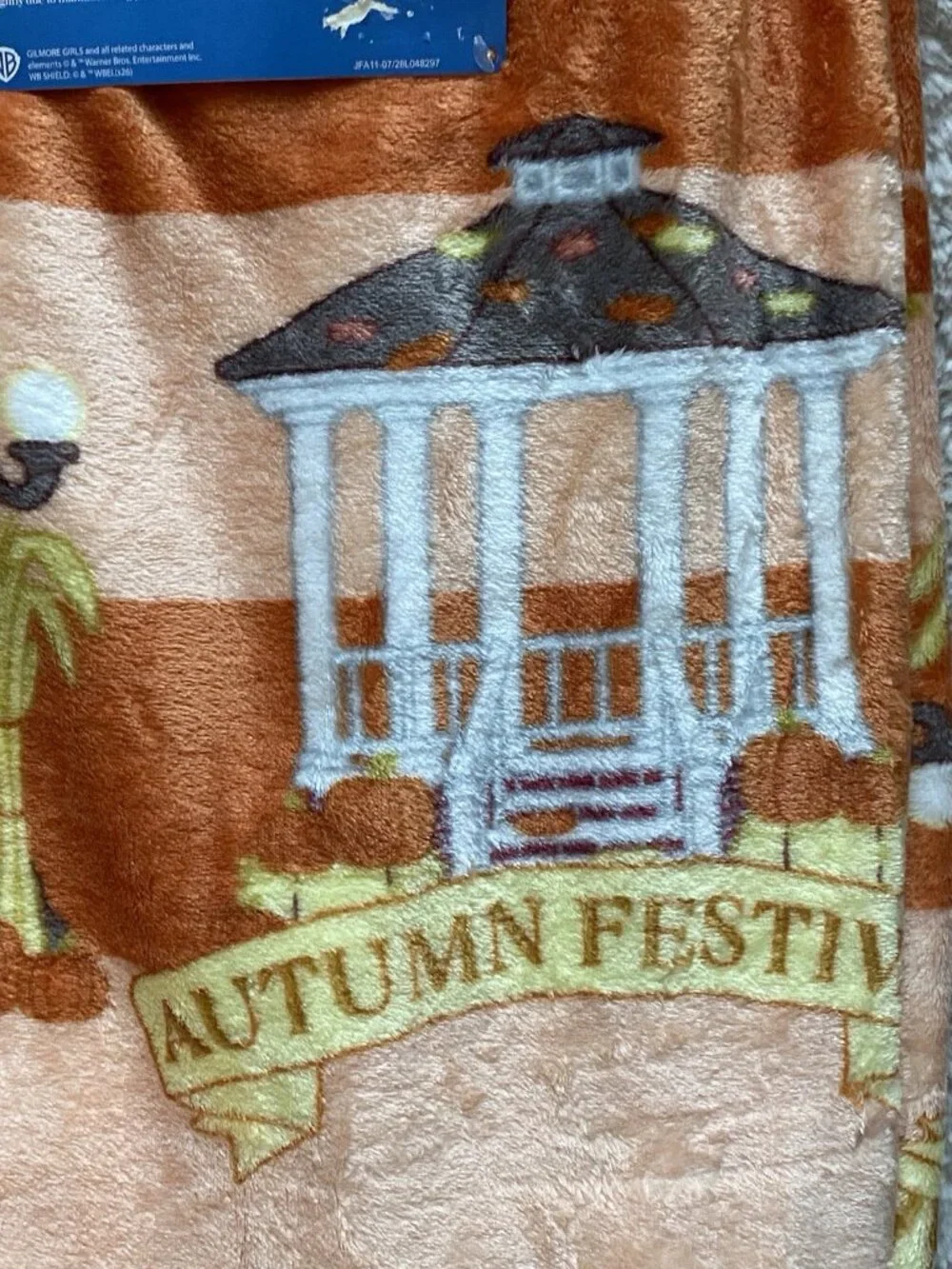 Gilmore Girls Stars Hollow Autumn Festival Gazebo 50